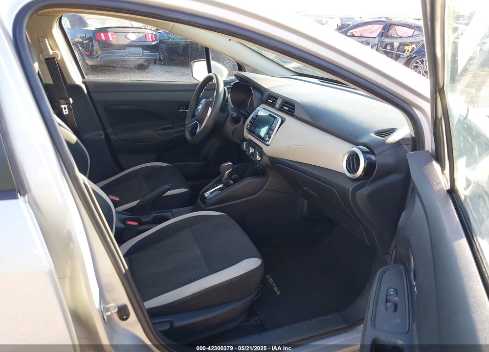 2021 NISSAN VERSA SV XTRONIC CVT VIN: 3N1CN8EV0ML888407