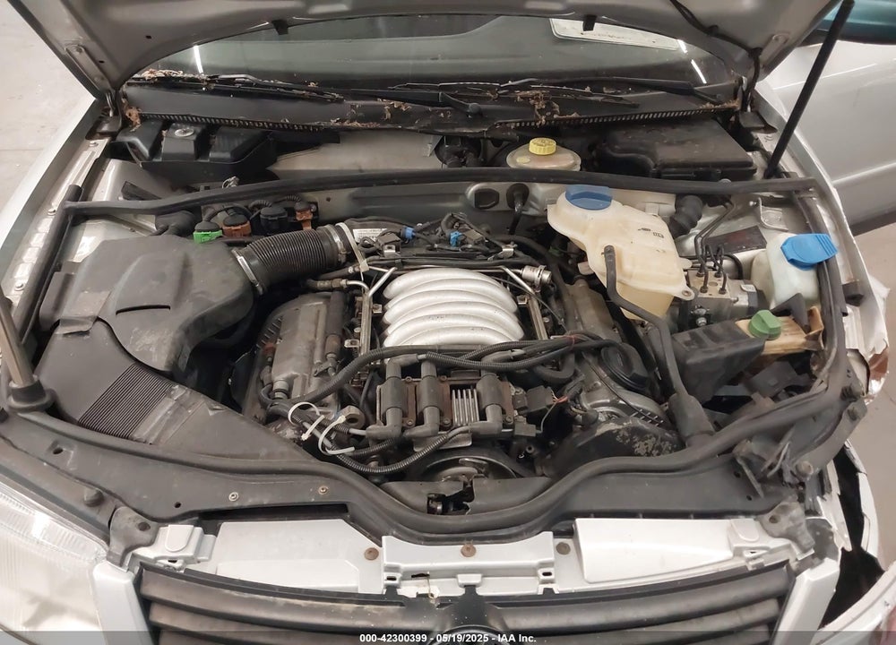2001 VOLKSWAGEN PASSAT GLX VIN: WVWLH63BX1E033291