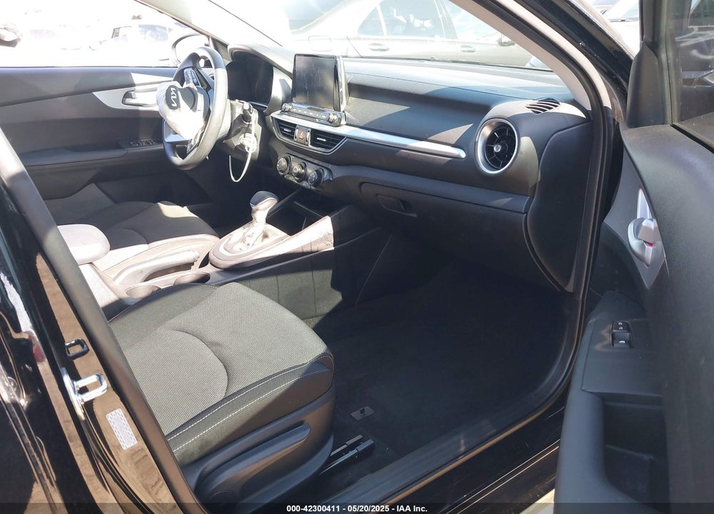 2024 KIA FORTE VIN: 3KPF24AD6RE802943