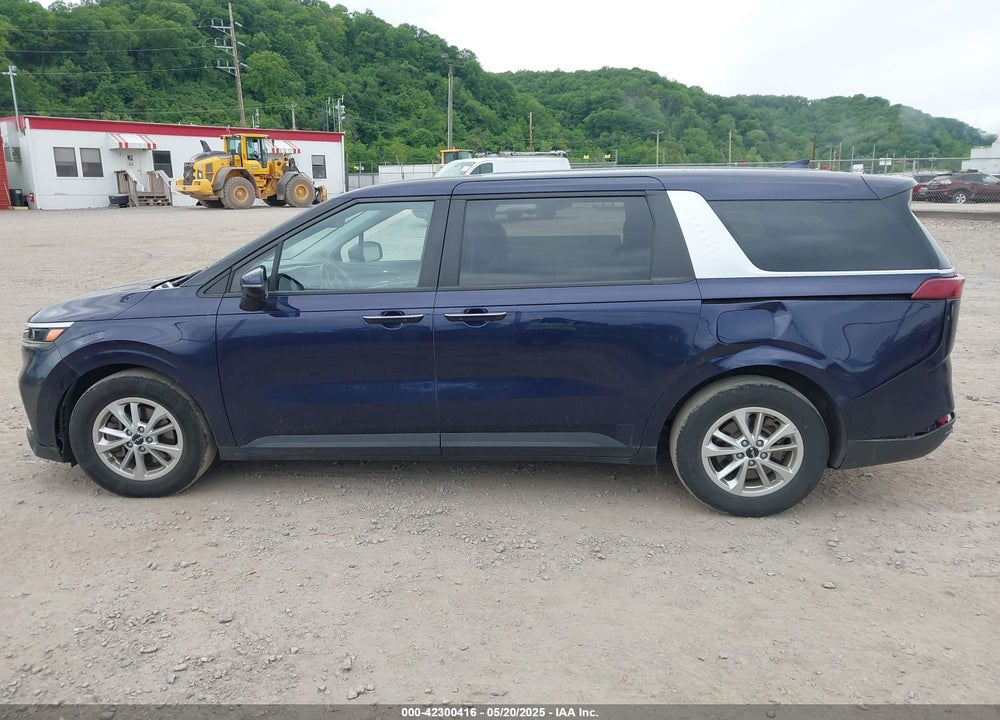 2024 KIA CARNIVAL MPV LX SEAT PACKAGE VIN: KNDNB4H35R6350739
