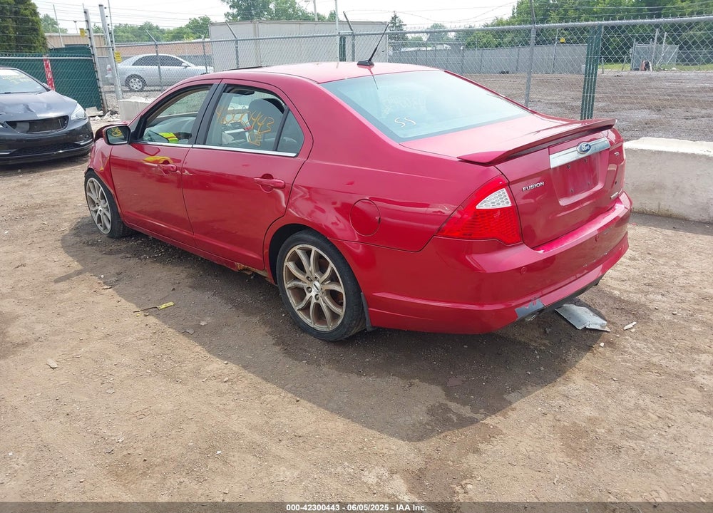 2011 FORD FUSION VIN: 3FAHP0JG9BR272937