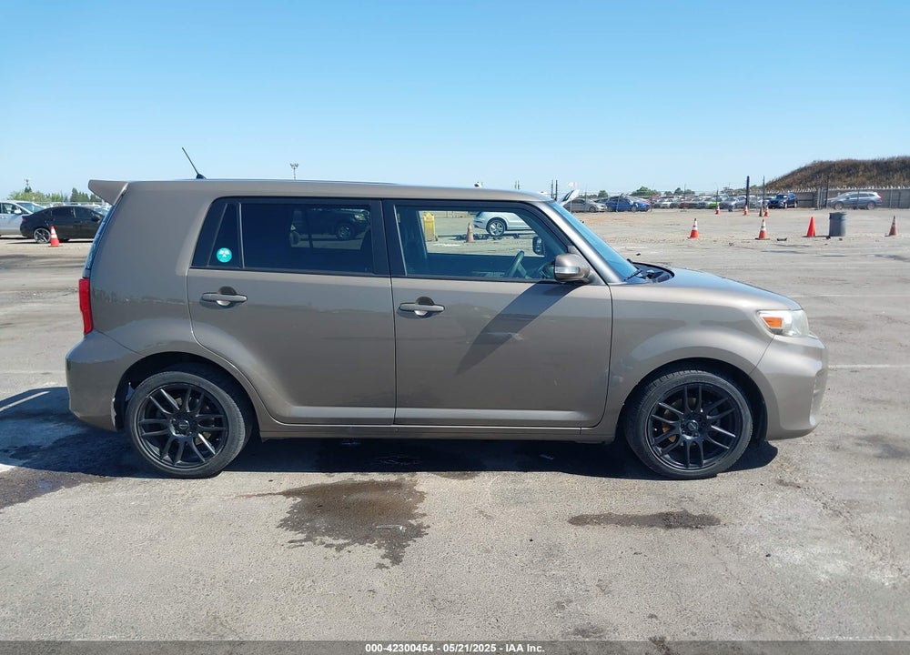 2013 SCION XB VIN: JTLZE4FE3DJ047711