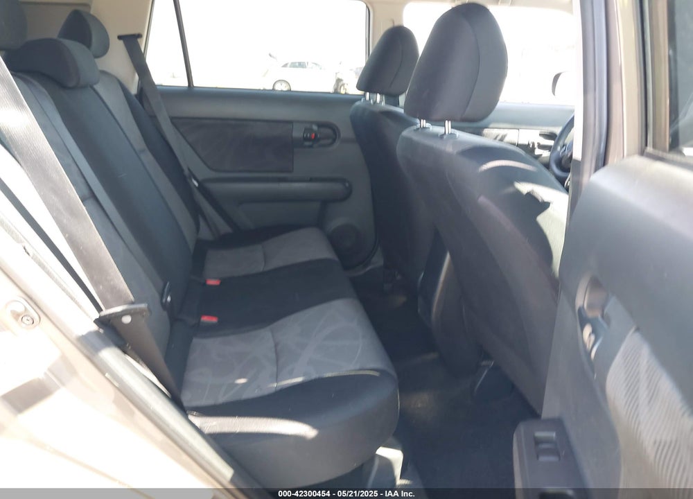 2013 SCION XB VIN: JTLZE4FE3DJ047711