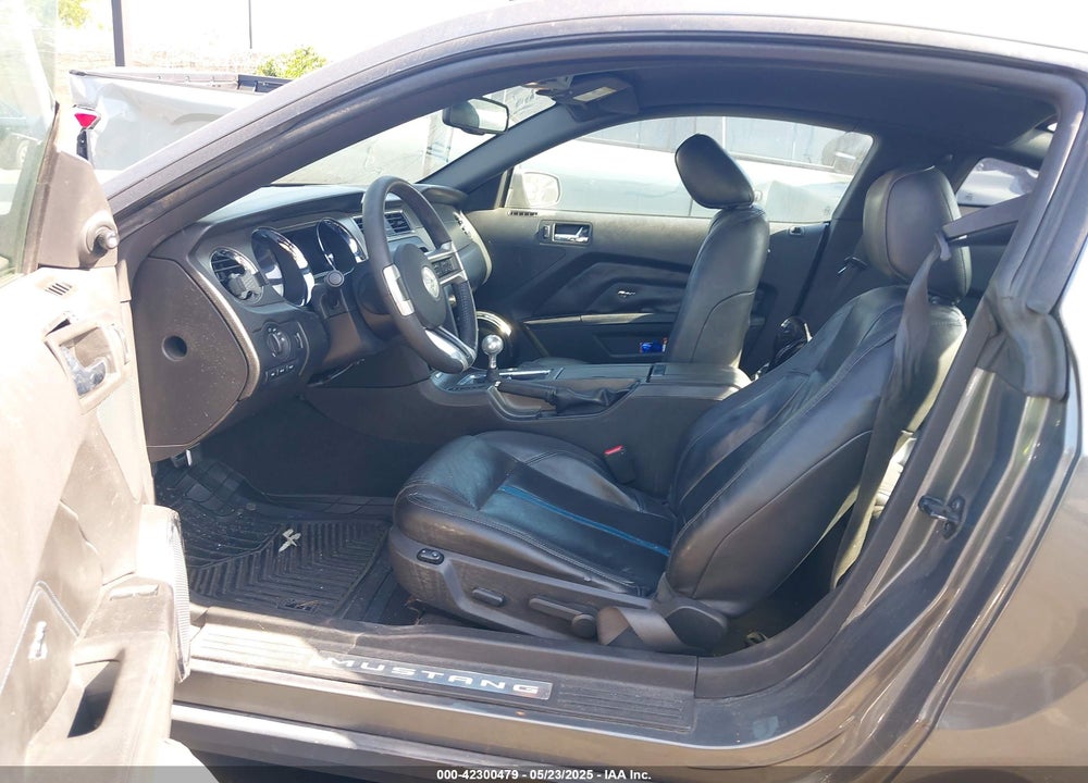 2010 FORD MUSTANG VIN: 1ZVBP8CH8A5155952