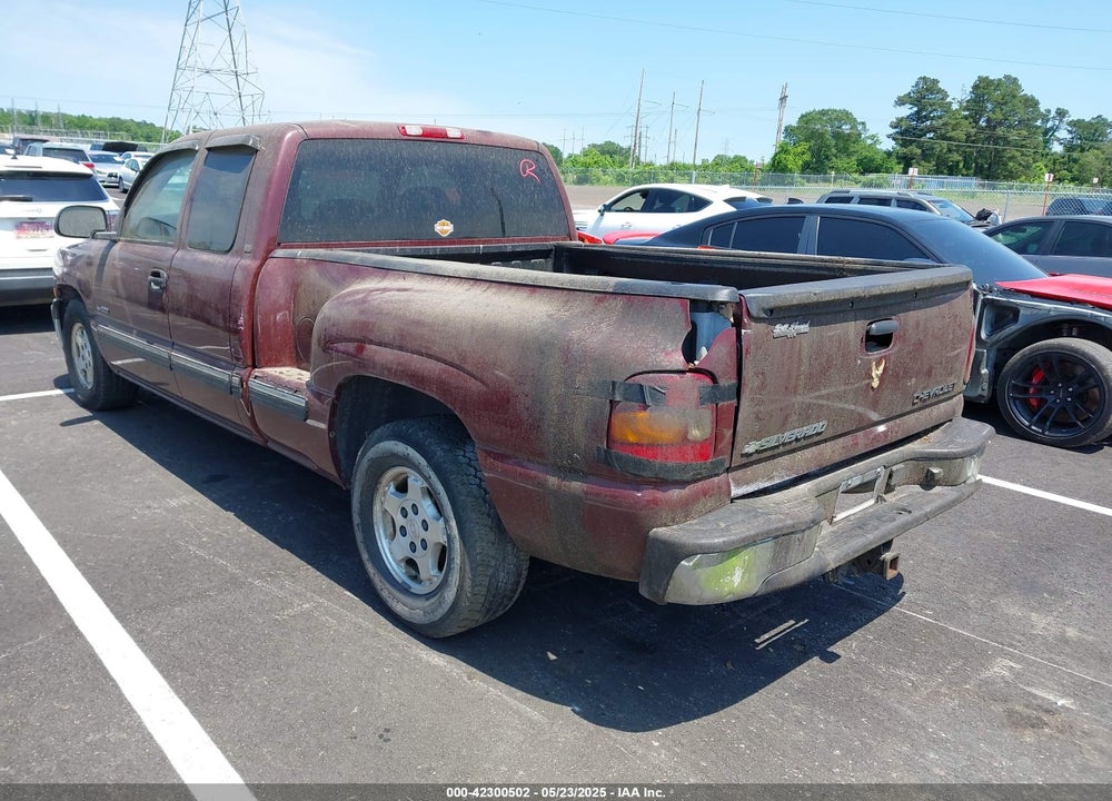 2001 CHEVROLET SILVERADO C1500 VIN: 2GCEC19T811170497