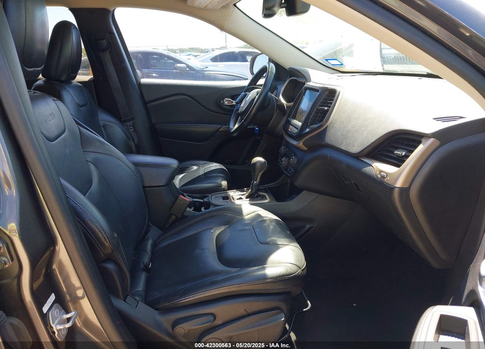 2016 JEEP CHEROKEE VIN: 1C4PJLDB3GW138194