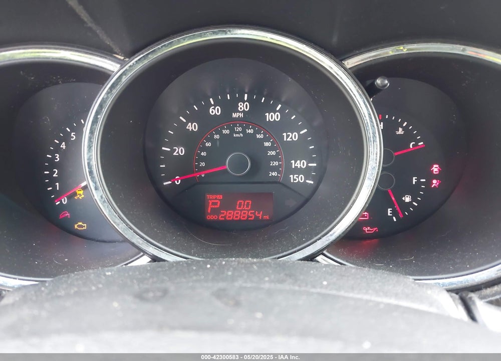 2011 KIA SORENTO VIN: 5XYKT4A22BG142113