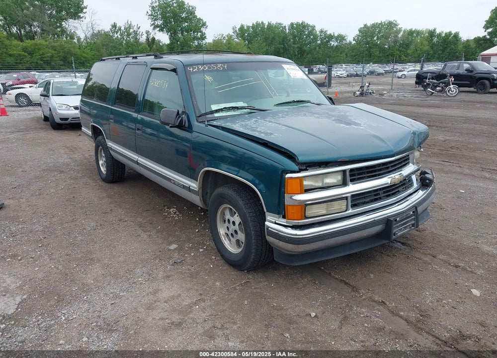 1995 CHEVROLET SUBURBAN C1500 VIN: 1GNEC16K3SJ381424
