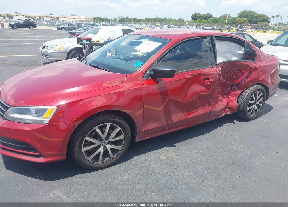 2016 VOLKSWAGEN JETTA VIN: 3VWD67AJ9GM318445