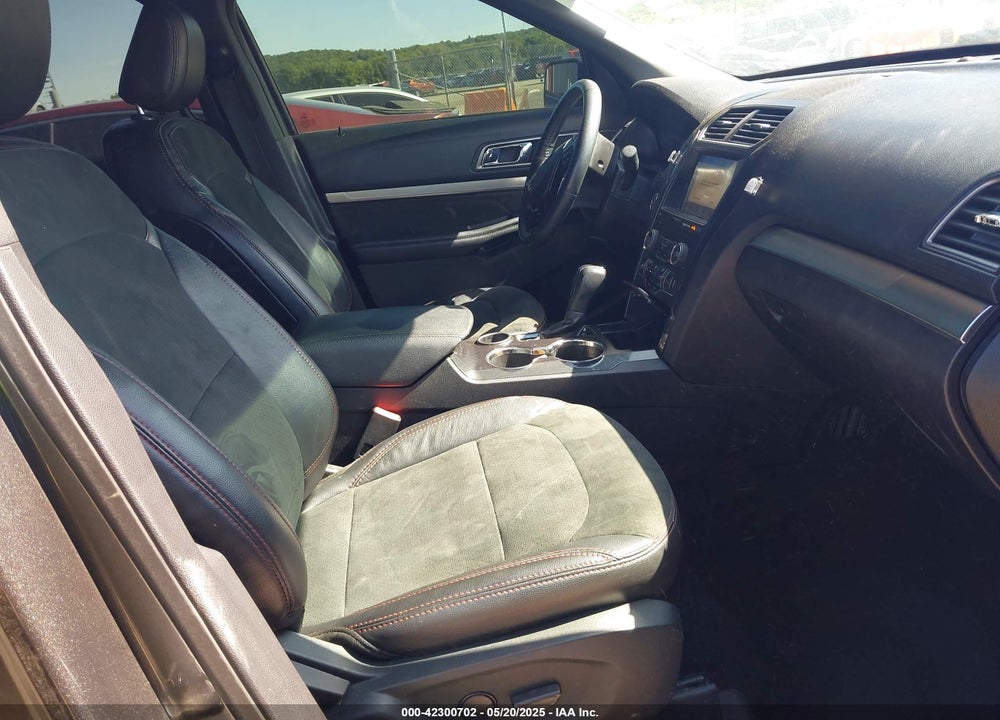 2019 FORD EXPLORER XLT VIN: 1FM5K7D88KGA88682