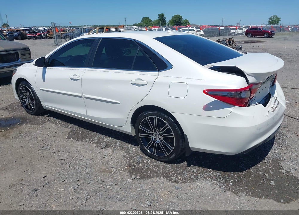 2016 TOYOTA CAMRY SE VIN: 4T1BF1FK4GU143733