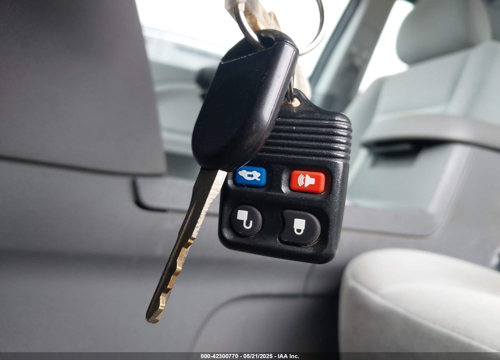 2006 FORD FIVE HUNDRED SE VIN: 1FAFP261X6G112795