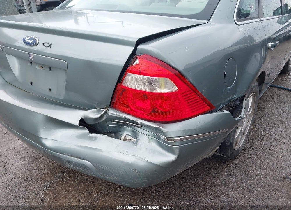 2006 FORD FIVE HUNDRED SE VIN: 1FAFP261X6G112795
