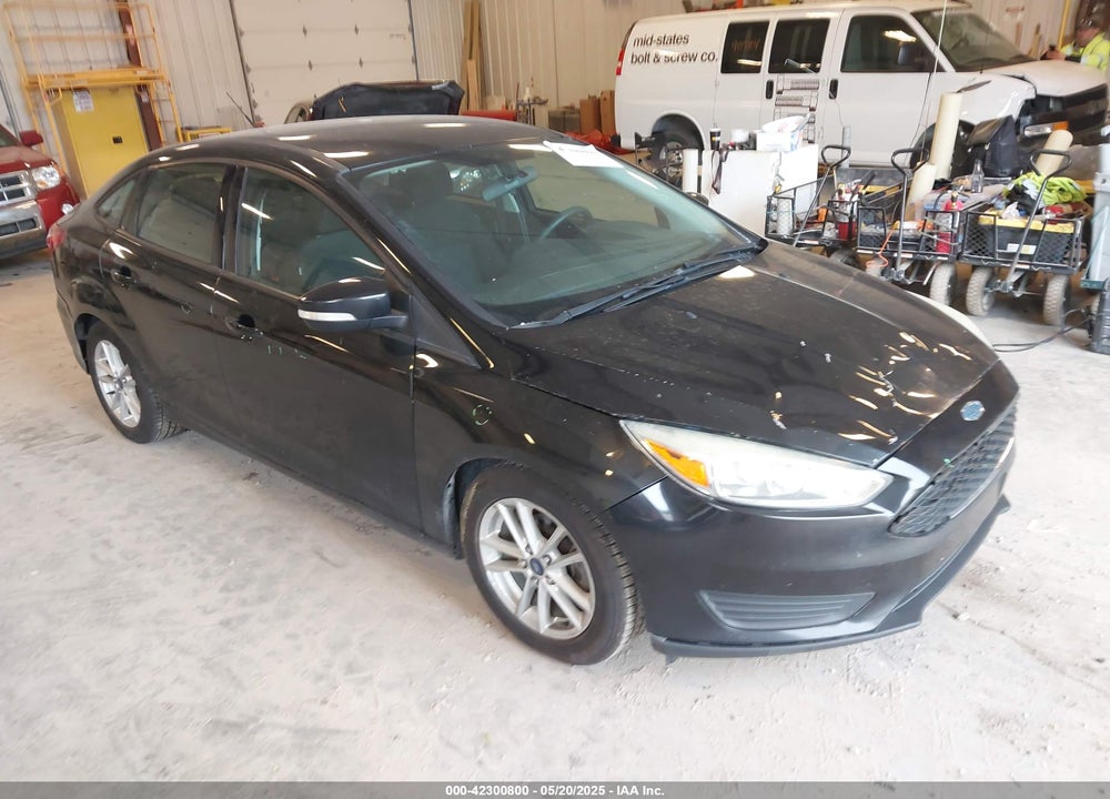 2015 FORD FOCUS SE VIN: 1FADP3F2XFL239897