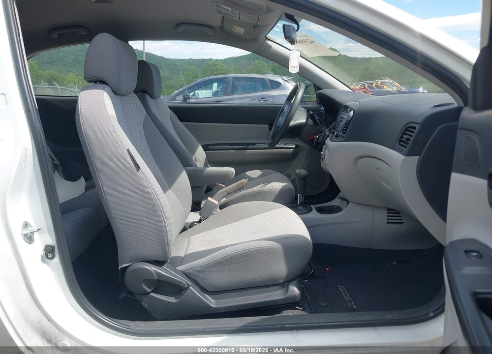 2009 HYUNDAI ACCENT VIN: KMHCM36C29U129234
