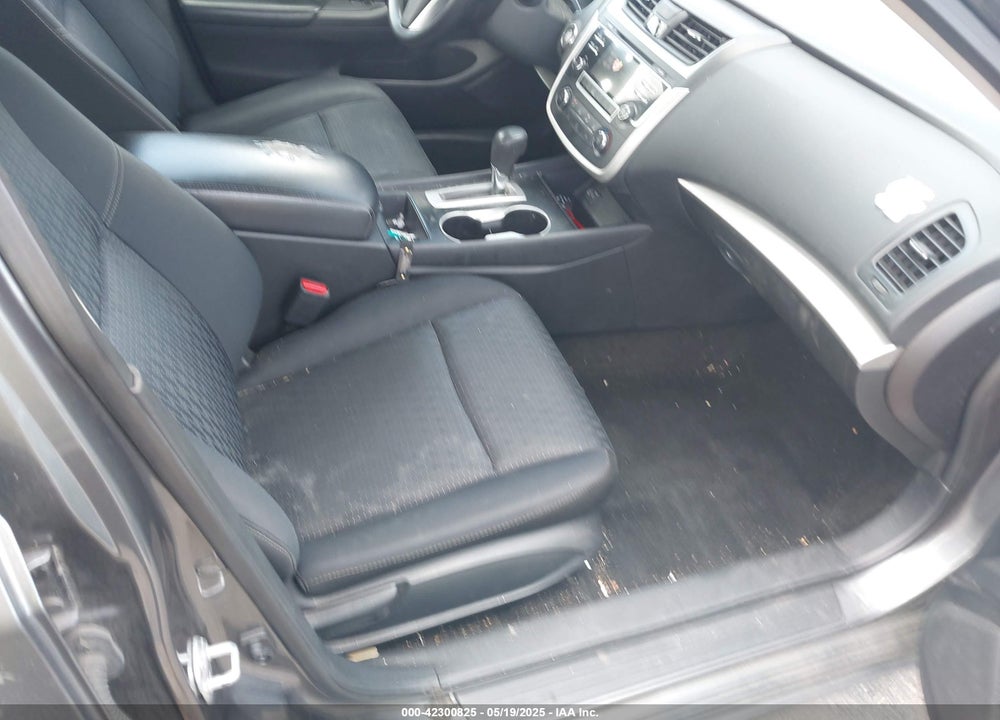 2017 NISSAN ALTIMA VIN: 1N4AL3AP0HN302756