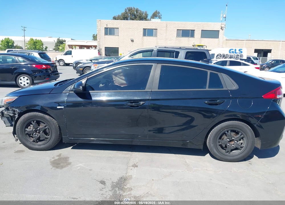 2019 HYUNDAI IONIQ HYBRID VIN: KMHC65LC0KU179940