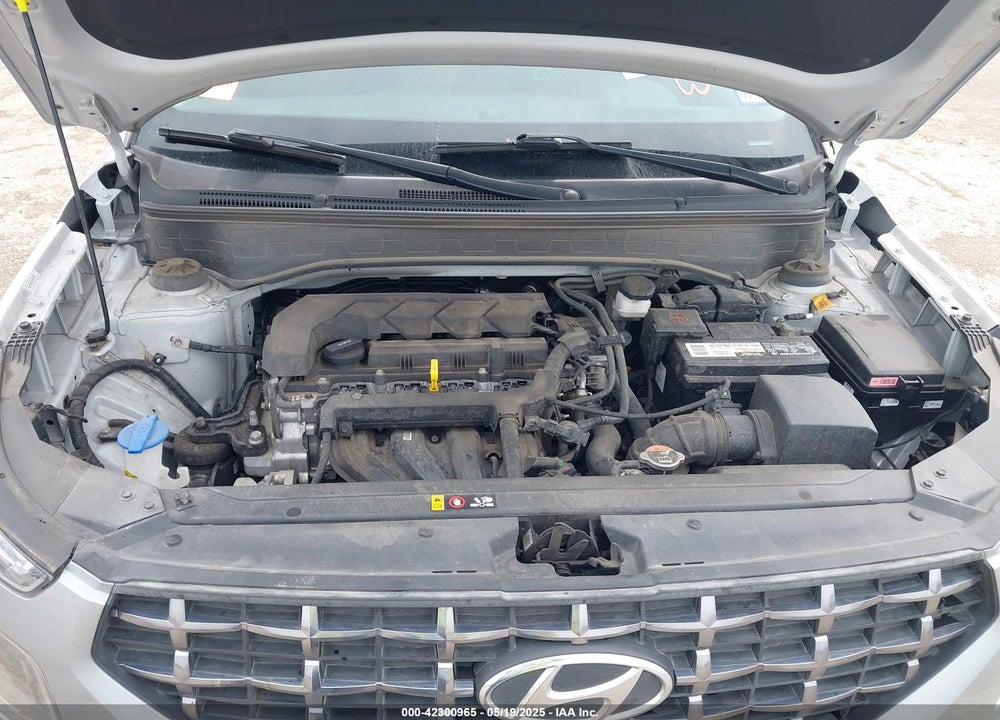 2021 HYUNDAI VENUE VIN: KMHRC8A37MU081076