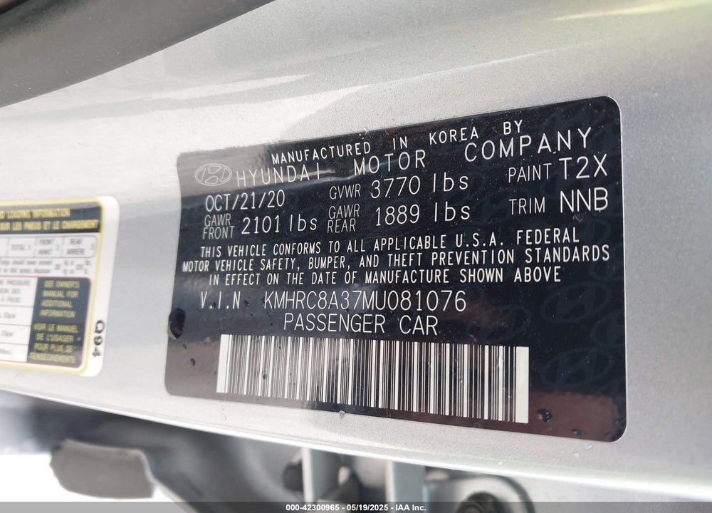 2021 HYUNDAI VENUE VIN: KMHRC8A37MU081076