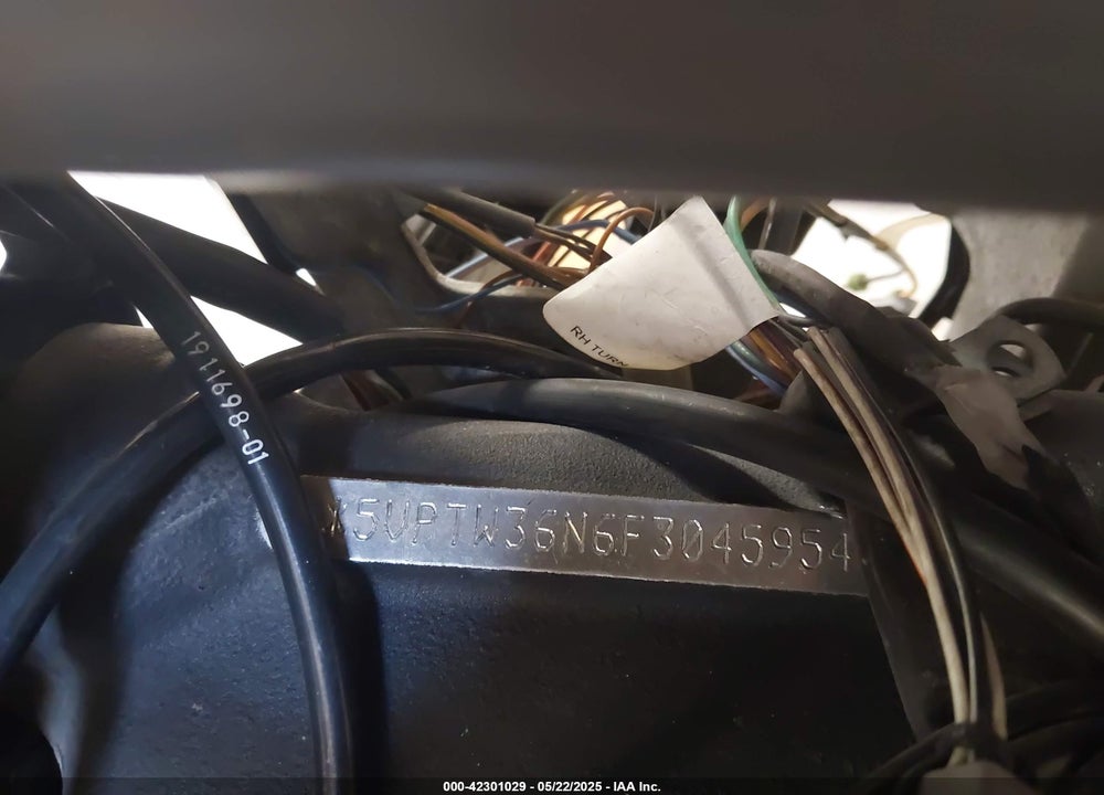 2015 VICTORY MOTORCYCLES CROSS COUNTRY TOUR VIN: 5VPTW36N6F3045954
