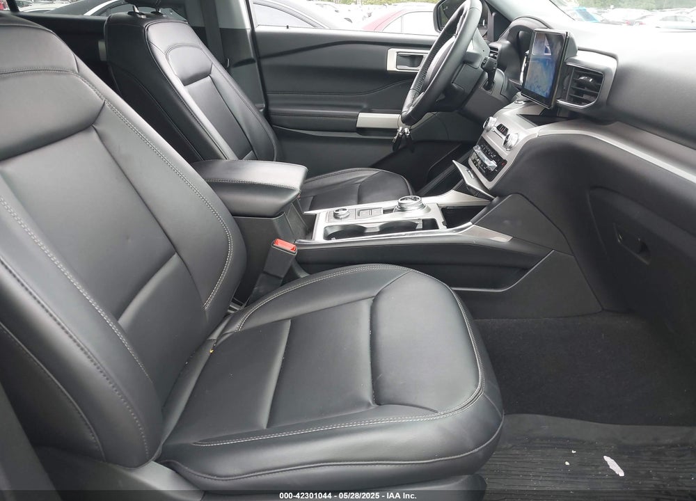 2024 FORD EXPLORER VIN: 1FMSK8DH2RGA38721