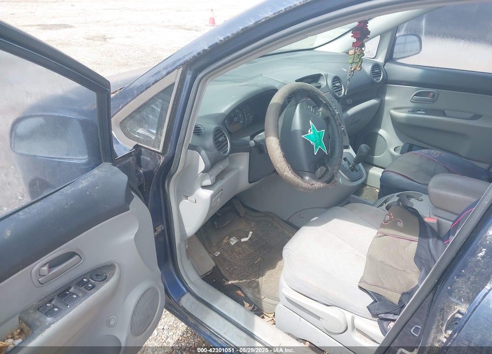 2007 KIA RONDO LX V6 VIN: KNAFG526477110293
