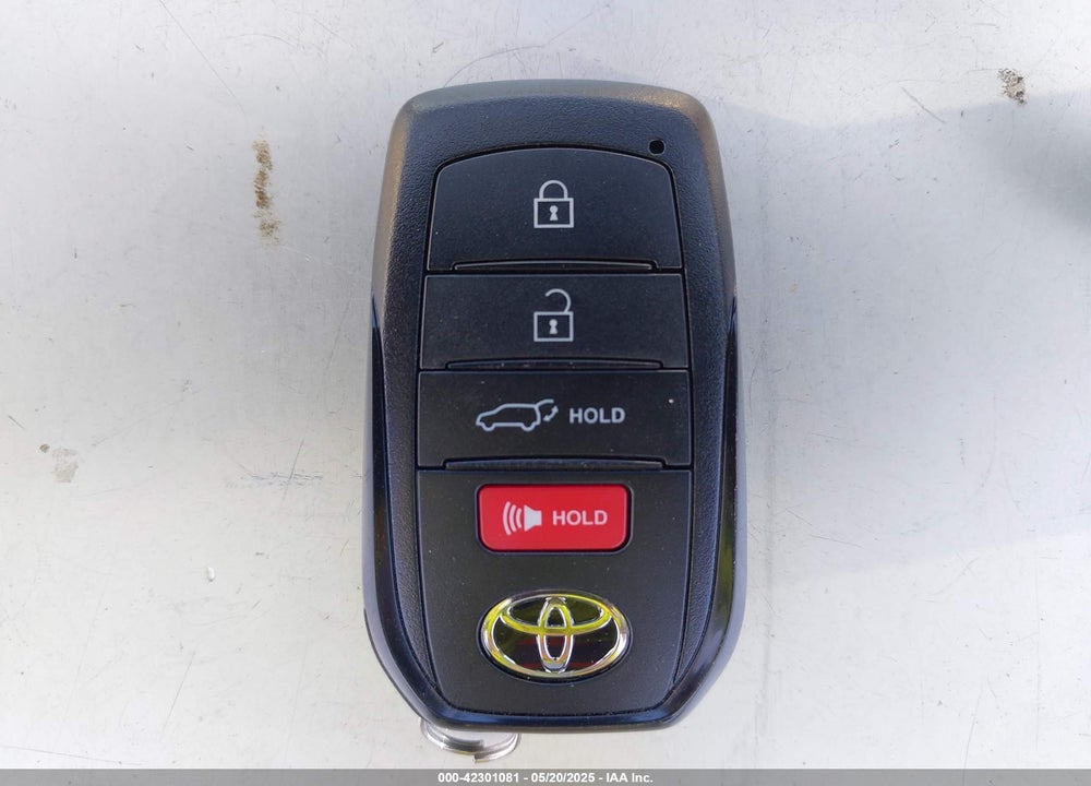 2024 TOYOTA SEQUOIA VIN: 7SVAAABA3RX044856