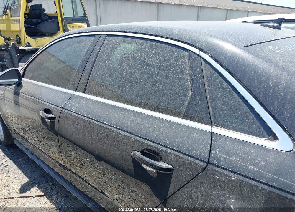 2019 AUDI A4 VIN: WAUENAF49KN013582