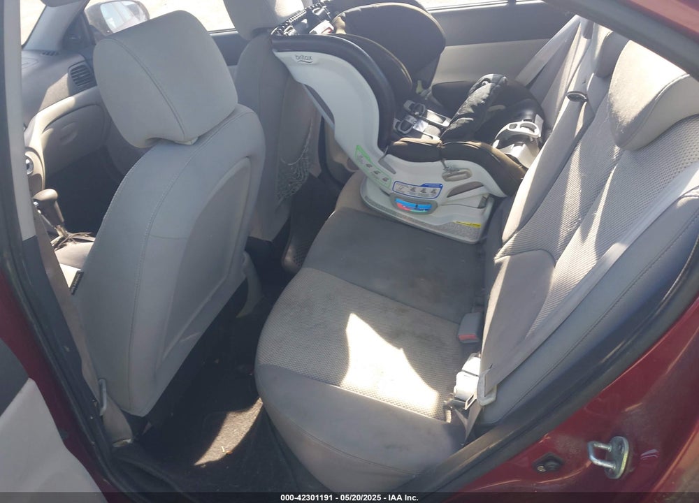 2010 HYUNDAI ACCENT VIN: KMHCN4AC1AU414036