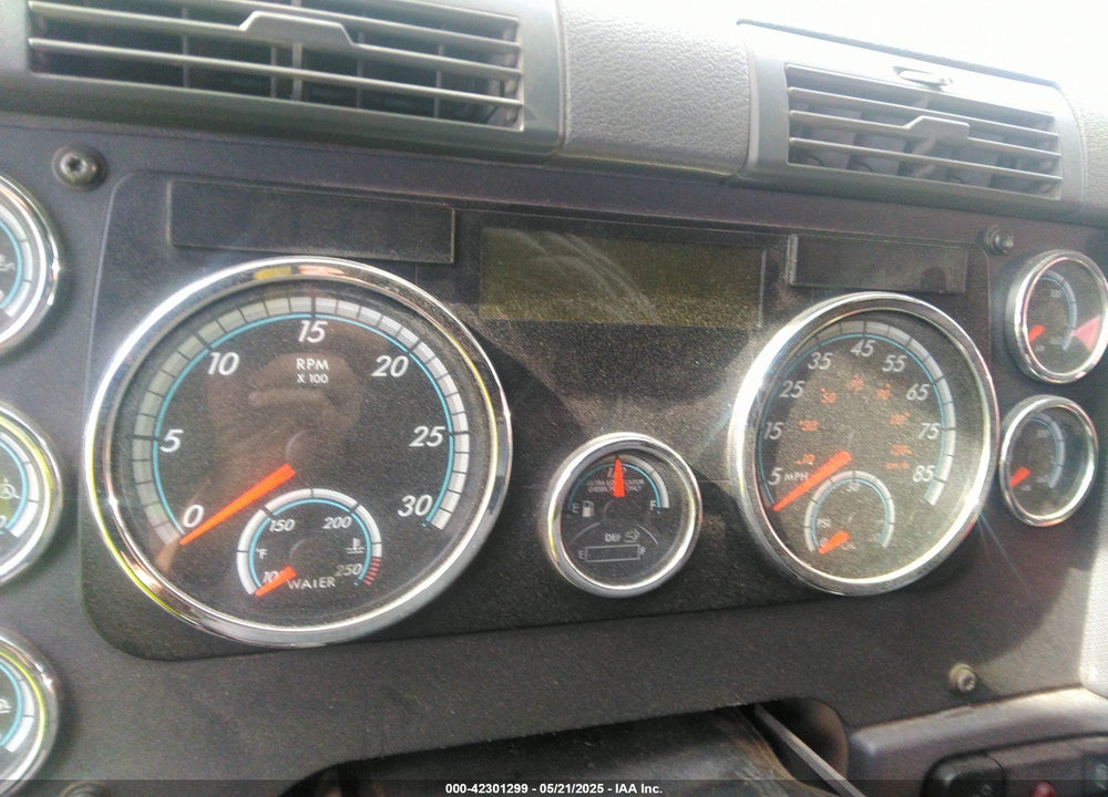 2014 FREIGHTLINER CASCADIA 113 VIN: 3AKJGHDV3ESFW4655