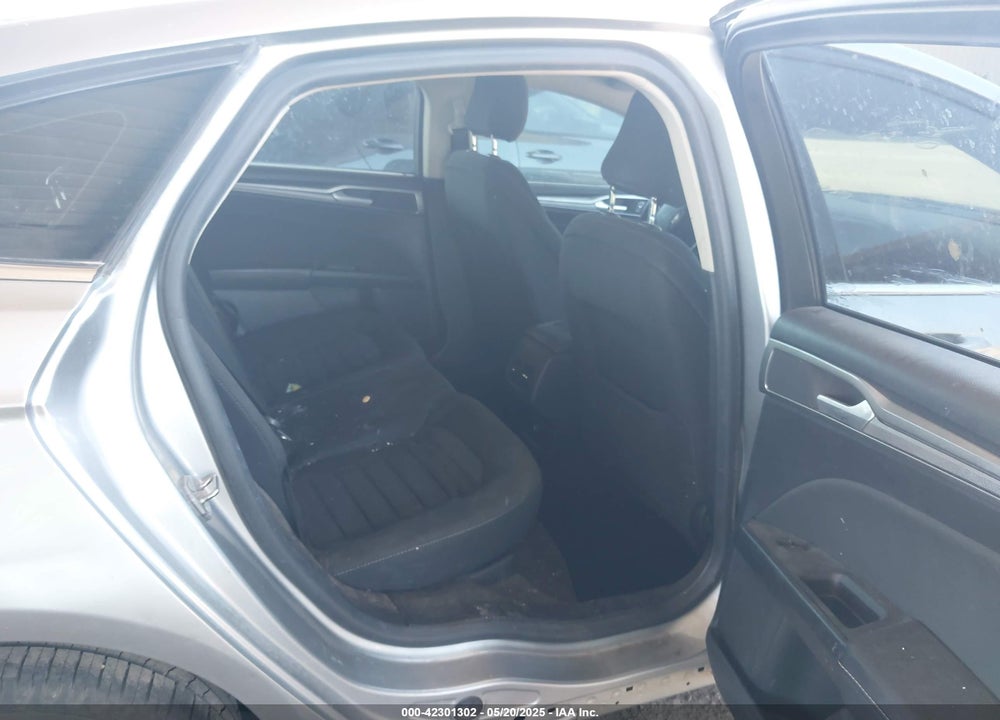 2020 FORD FUSION VIN: 3FA6P0HD6LR226325