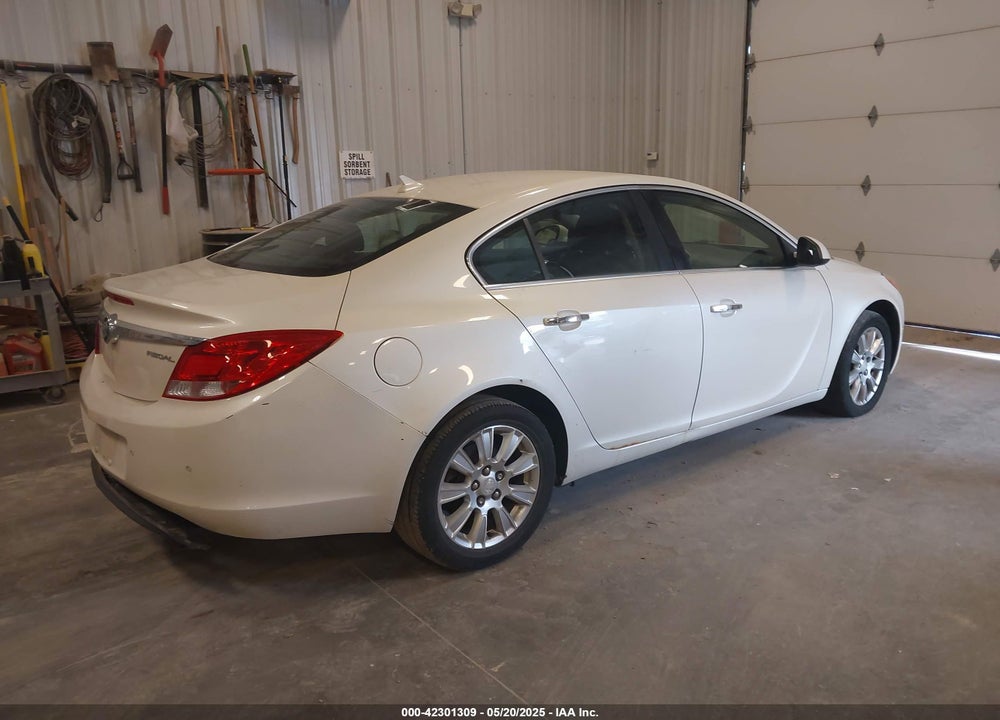 2012 BUICK REGAL VIN: 2G4GS5ER8C9133608