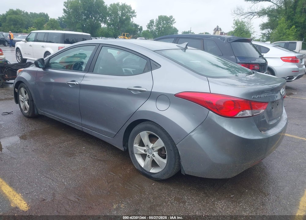 2013 HYUNDAI ELANTRA GLS VIN: KMHDH4AE2DU638353