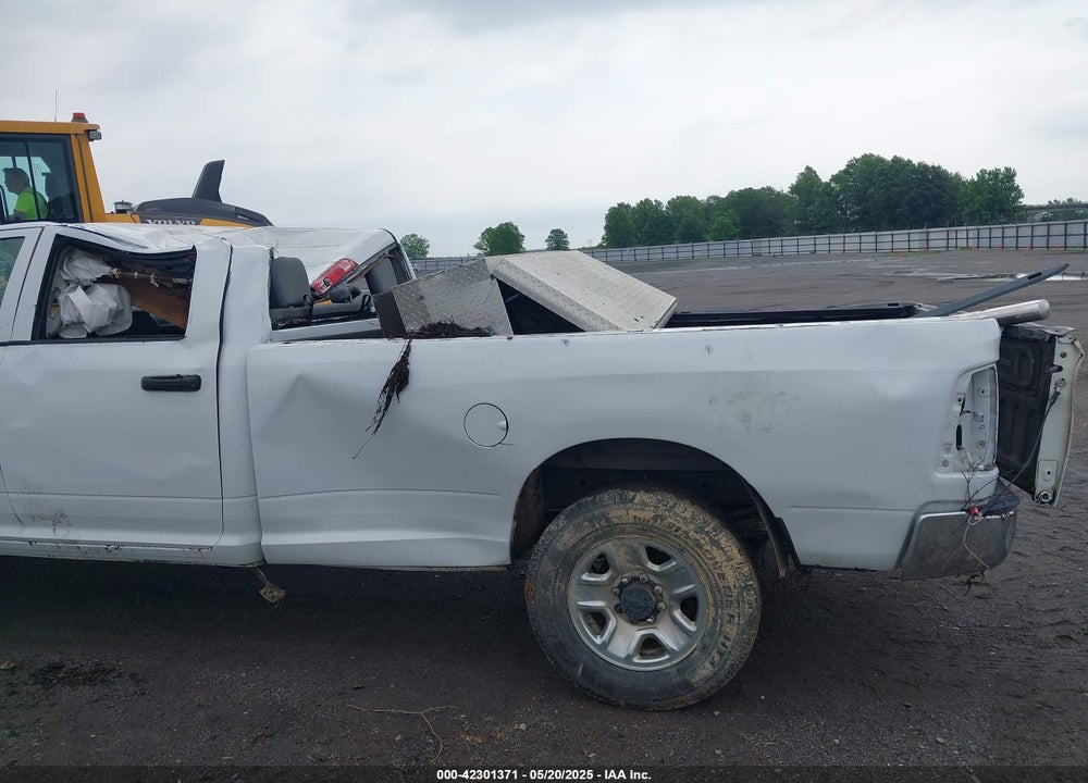 2014 RAM 3500 TRADESMAN VIN: 3C63R3GL9EG329262