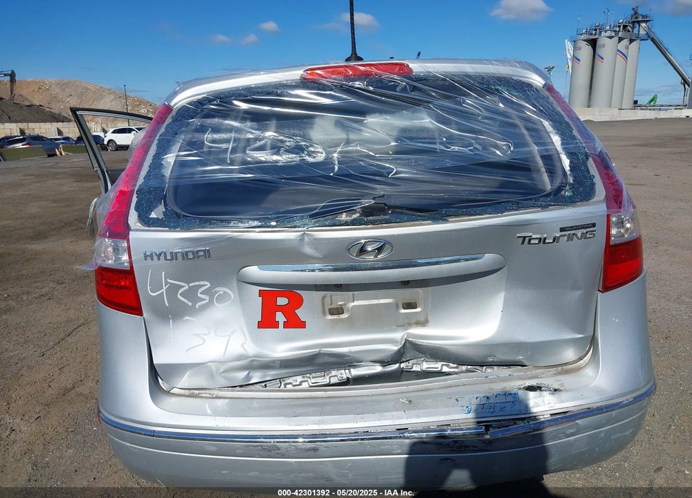 2009 HYUNDAI ELANTRA TOURING VIN: KMHDC86E99U033025