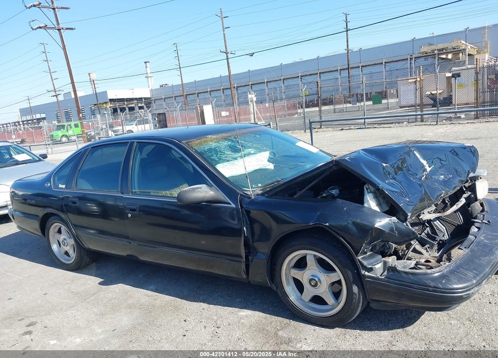 1996 CHEVROLET CAPRICE / IMPALA CLASSIC SS VIN: 1G1BL52P7TR106218