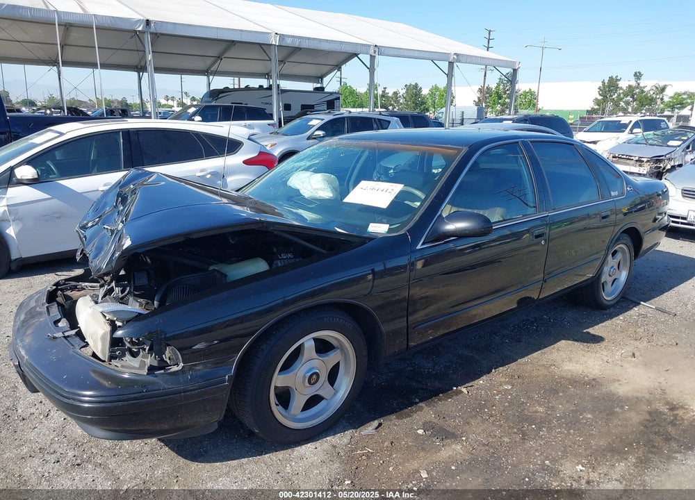 1996 CHEVROLET CAPRICE / IMPALA CLASSIC SS VIN: 1G1BL52P7TR106218