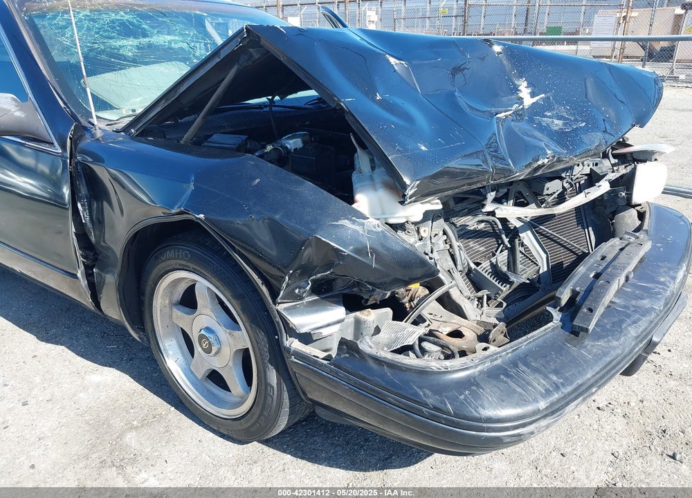 1996 CHEVROLET CAPRICE / IMPALA CLASSIC SS VIN: 1G1BL52P7TR106218