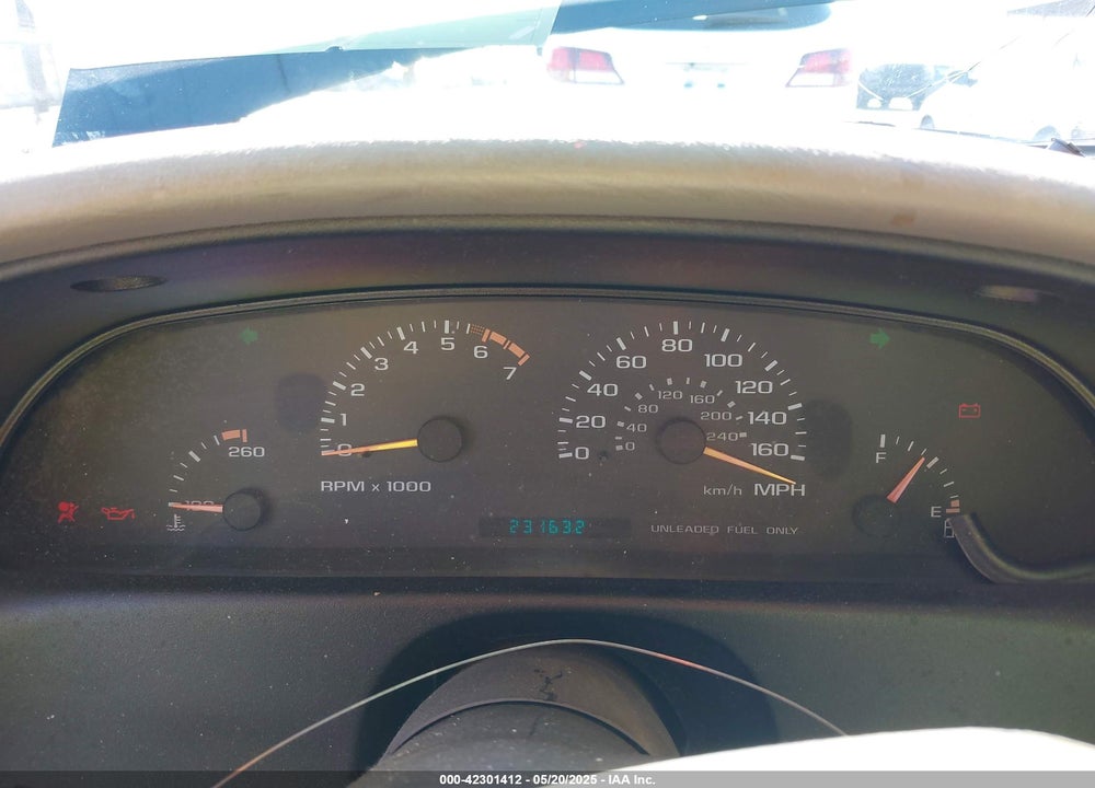 1996 CHEVROLET CAPRICE / IMPALA CLASSIC SS VIN: 1G1BL52P7TR106218