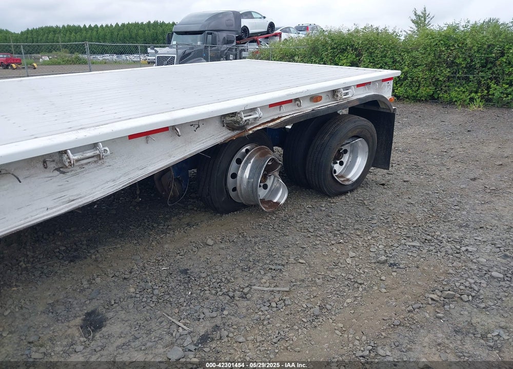 2025 WESTERN TRAILERS SEMI TRAILER VIN: 5DN113425SB001027