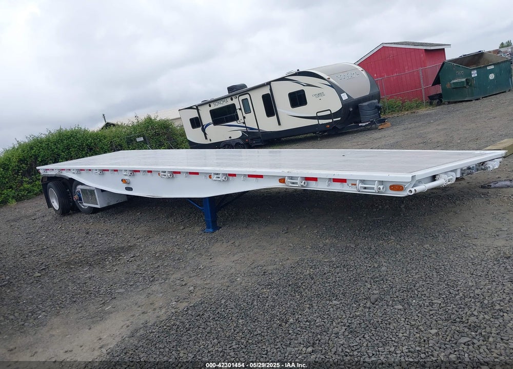 2025 WESTERN TRAILERS SEMI TRAILER VIN: 5DN113425SB001027