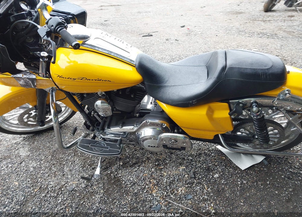 2012 HARLEY-DAVIDSON FLTRX VIN: 1HD1KHM13CB636600
