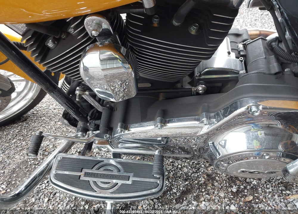 2012 HARLEY-DAVIDSON FLTRX VIN: 1HD1KHM13CB636600