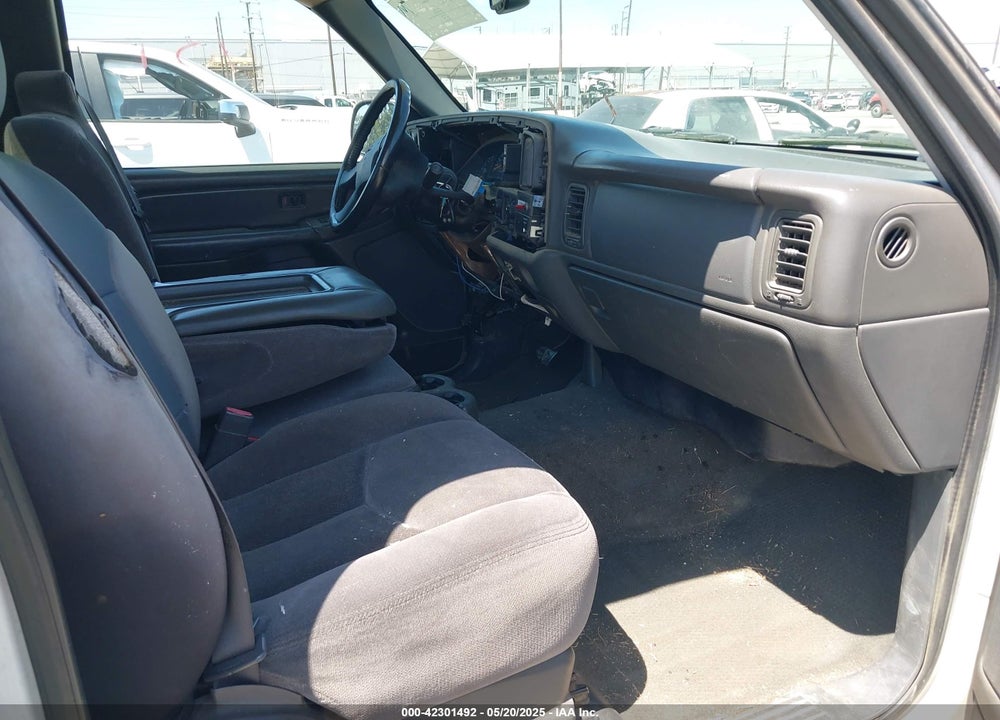 2006 GMC SIERRA 2500HD SLE1 VIN: 1GDHK24U66E116445