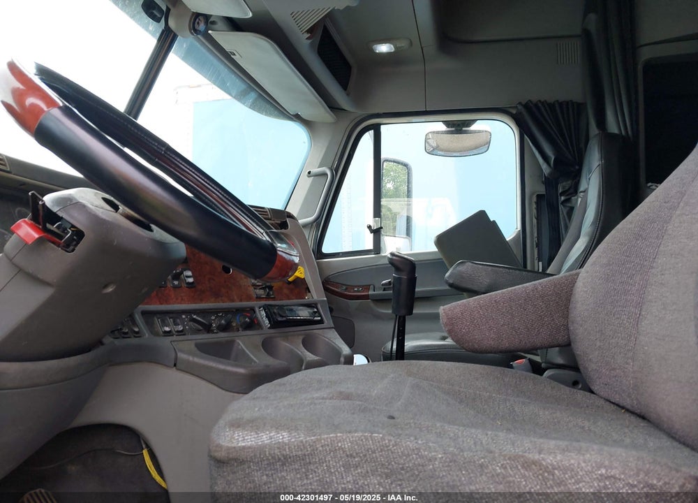 2007 FREIGHTLINER COLUMBIA 112 VIN: 1FUJF0CV77LX09665