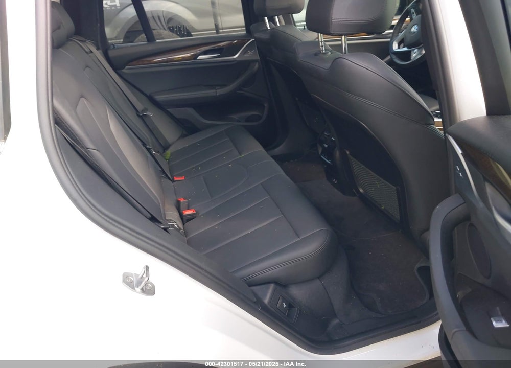 2020 BMW X3 VIN: 5UXTY3C05LLU70867