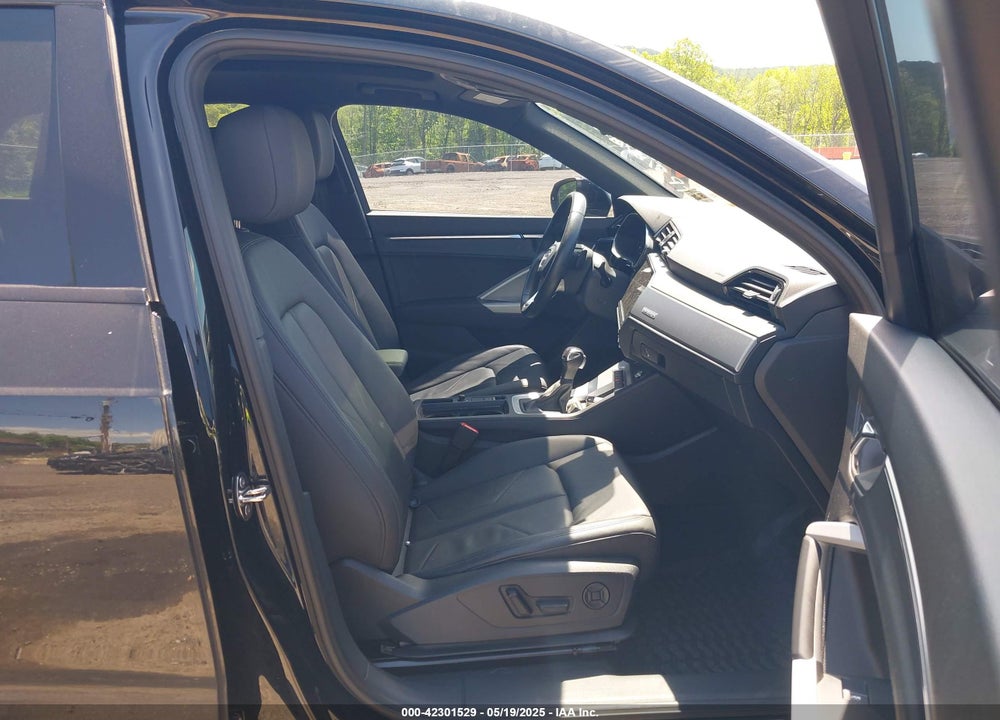2023 AUDI Q3 VIN: WA1EECF3XP1054494