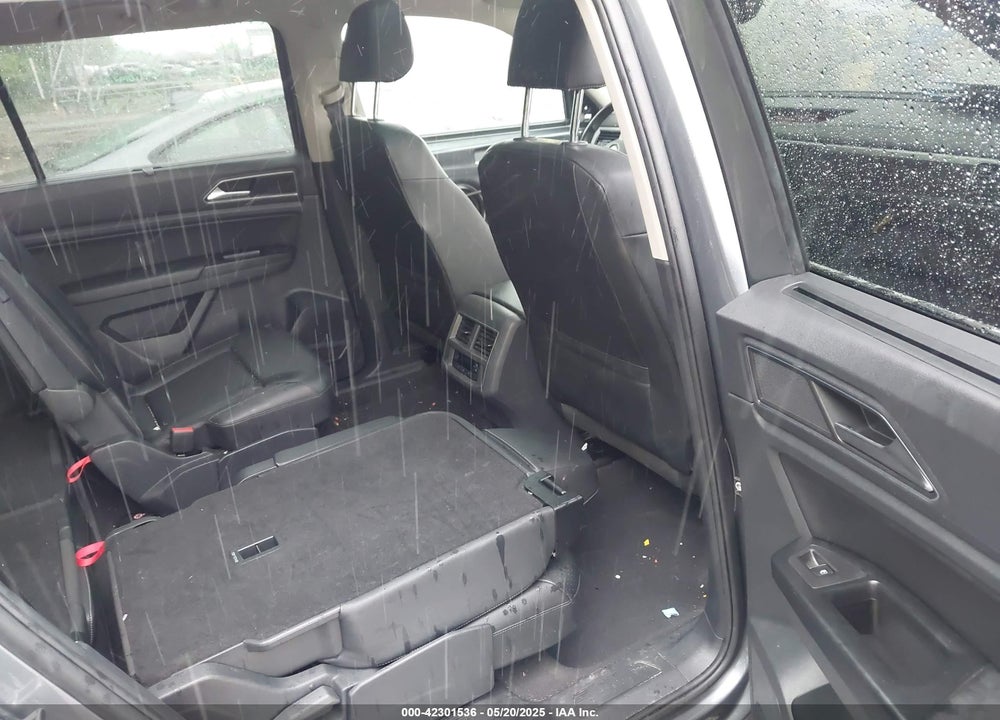 2019 VOLKSWAGEN ATLAS VIN: 1V2MR2CA1KC615261