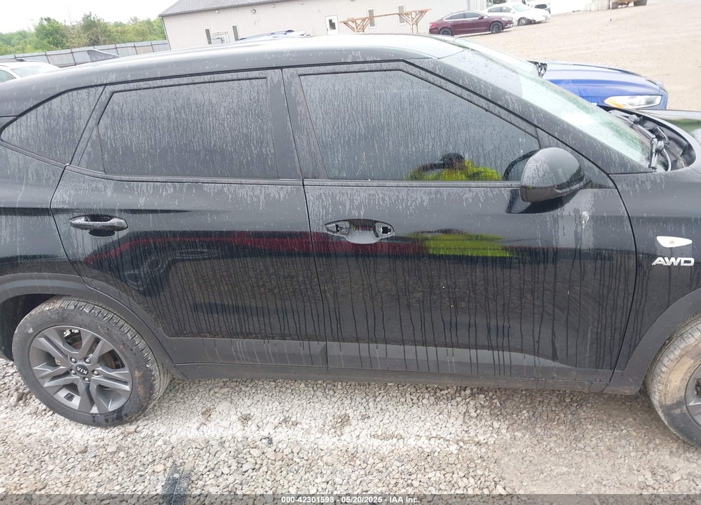 2021 KIA SELTOS VIN: KNDEPCAA2M7128070