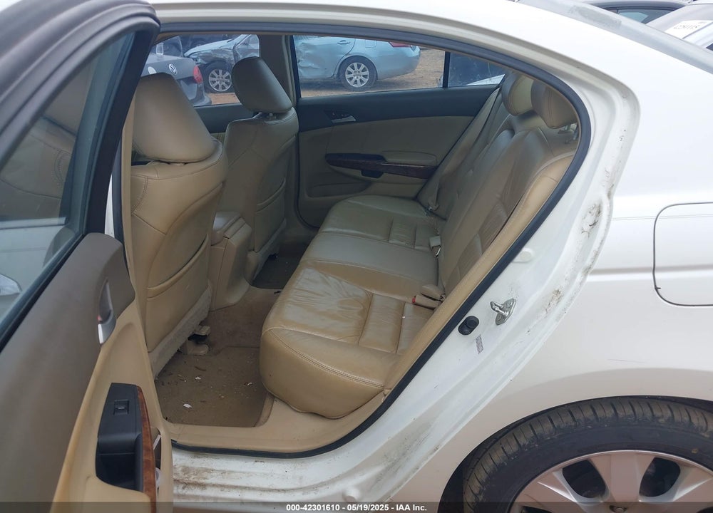 2008 HONDA ACCORD VIN: 1HGCP36838A042337